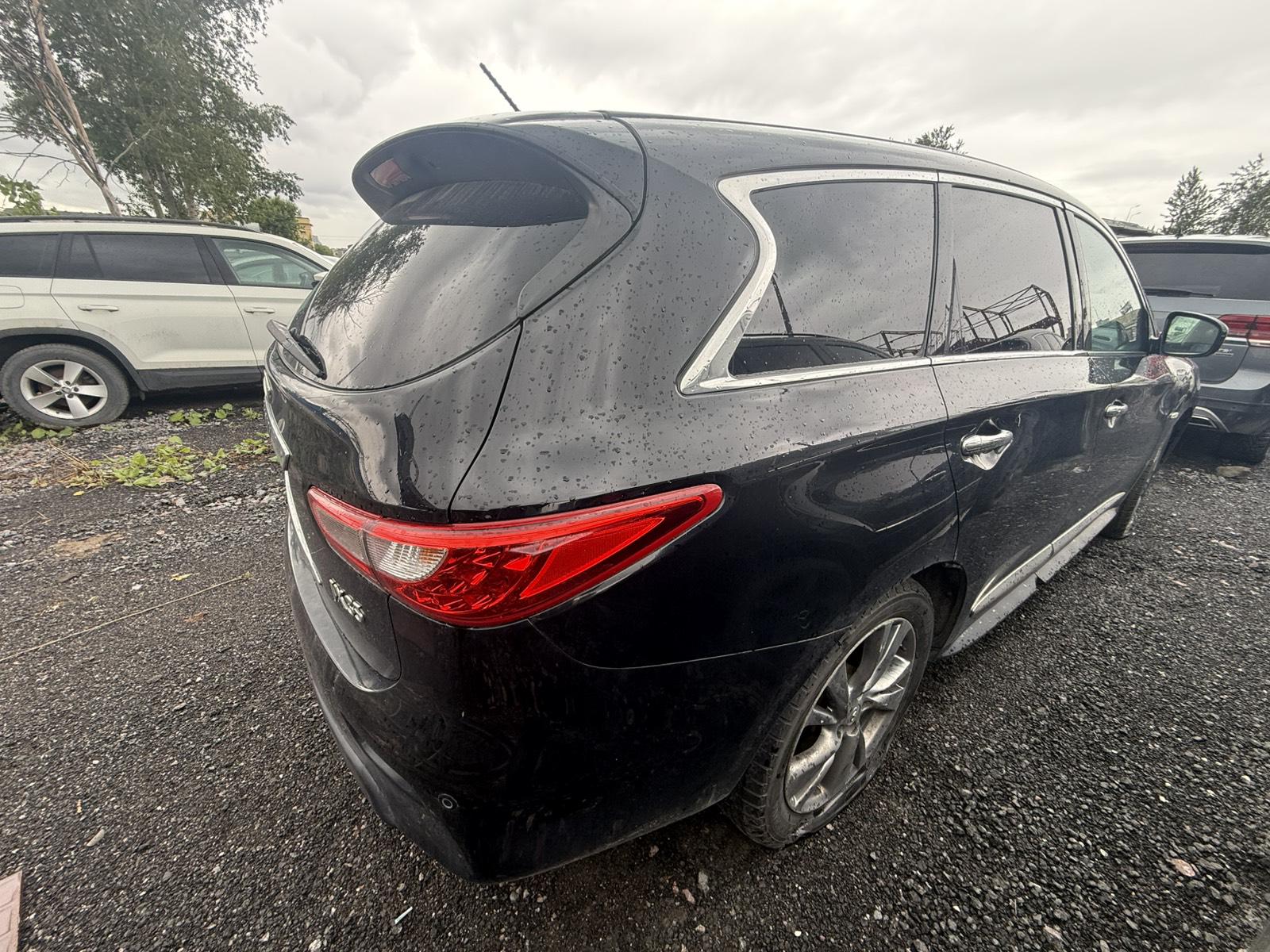 Infiniti Jx35
