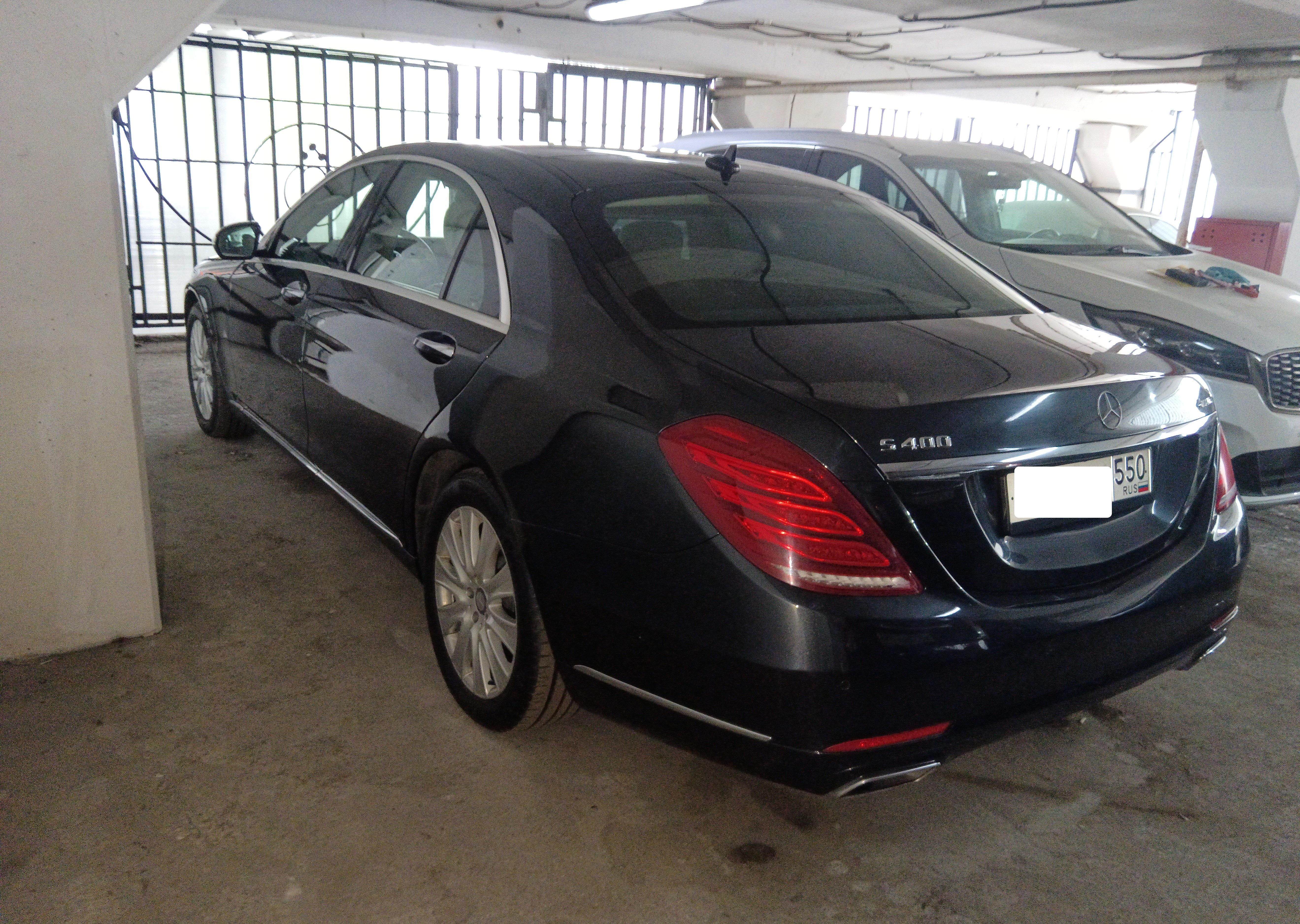 Mercedes-Benz S-Class