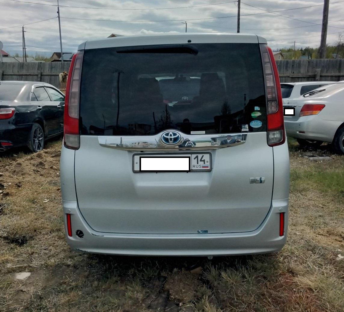 Toyota Noah