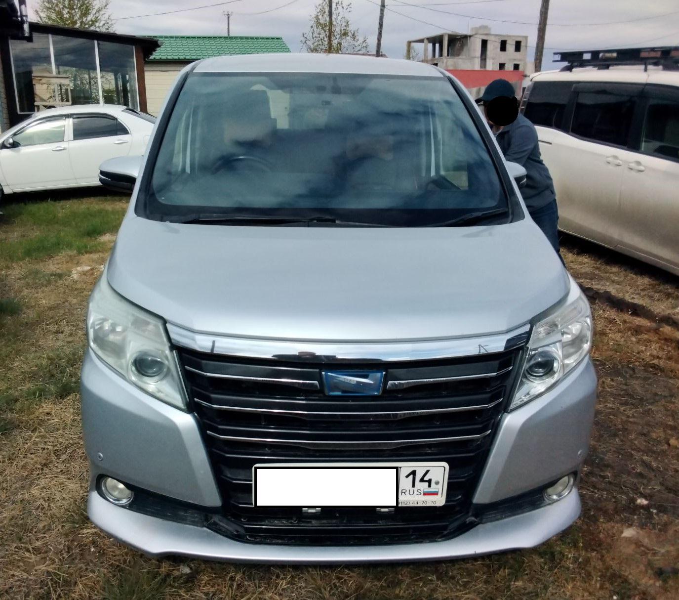 Toyota Noah