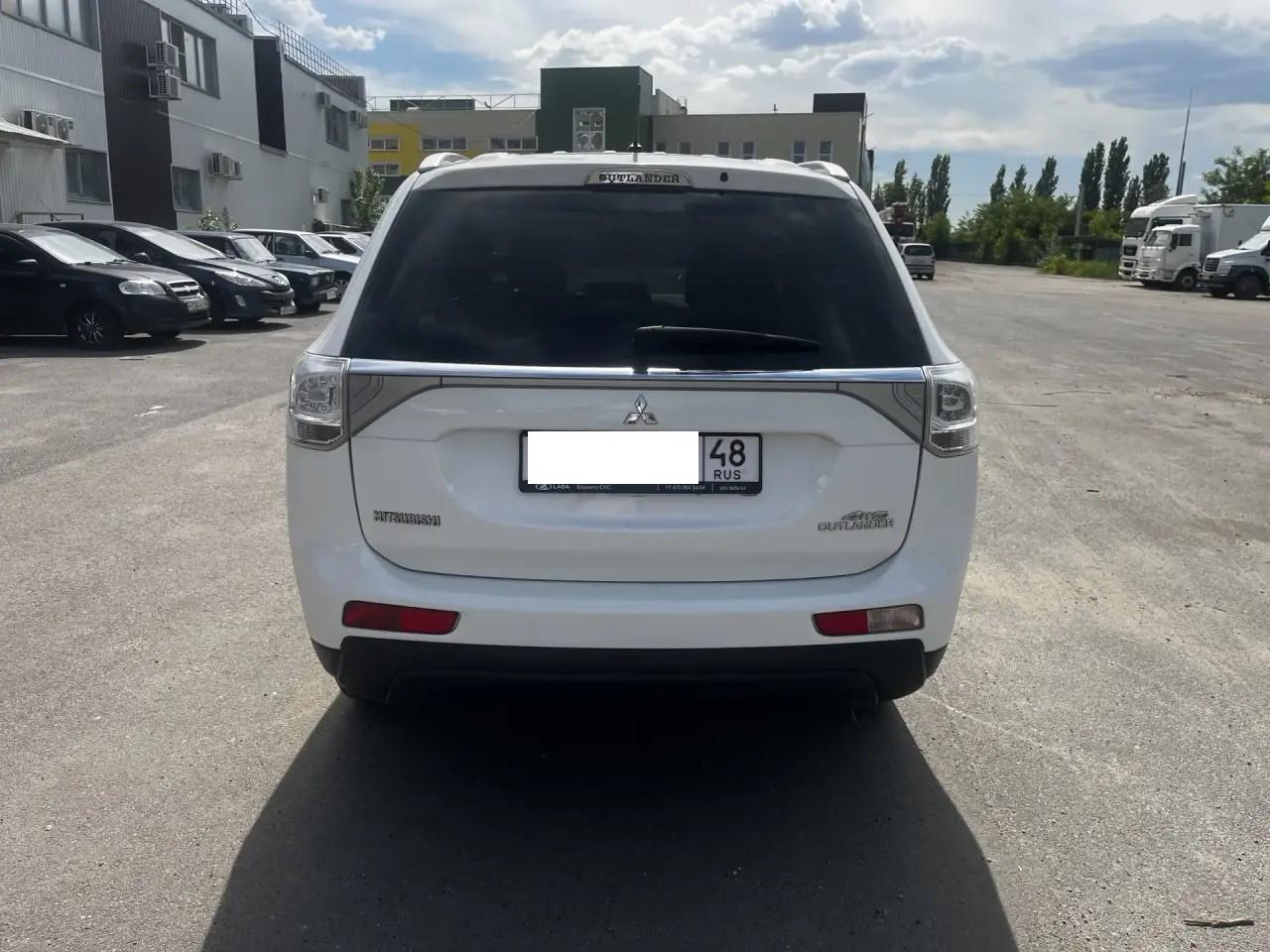 Mitsubishi Outlander