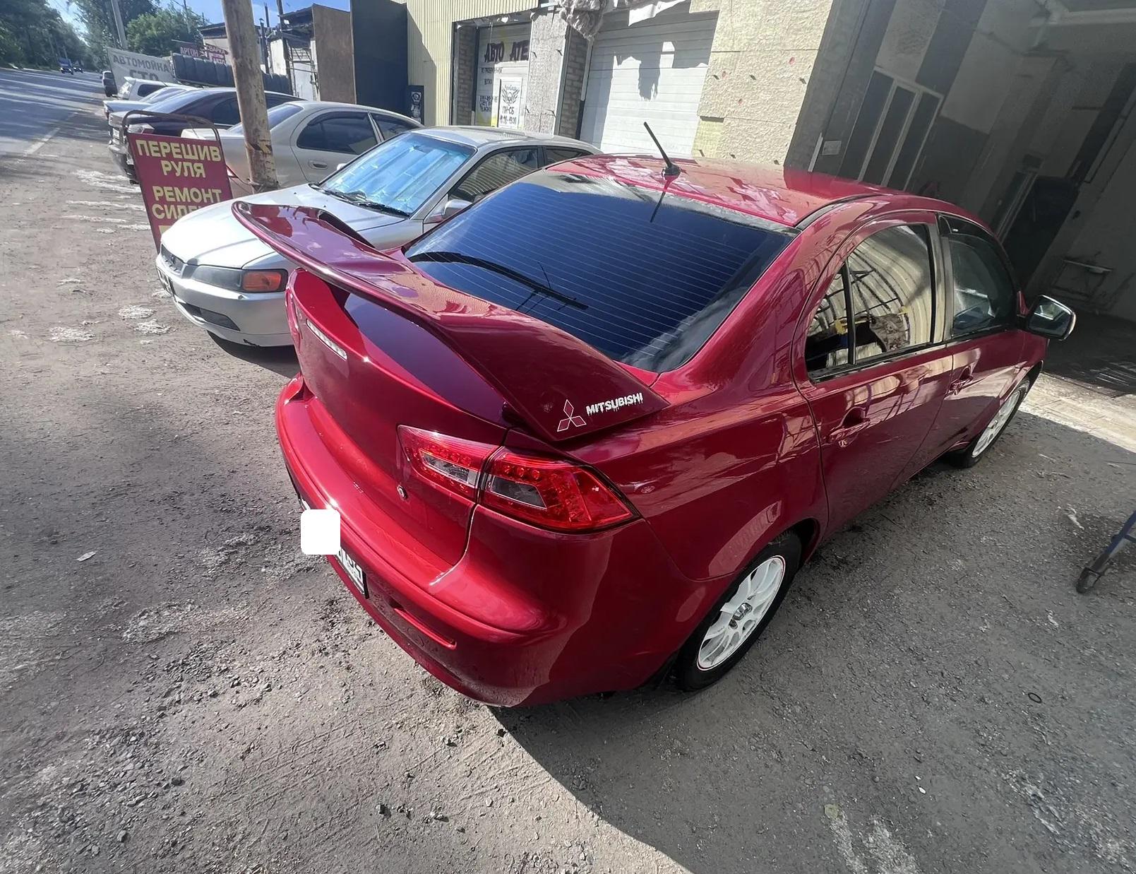 Mitsubishi Lancer
