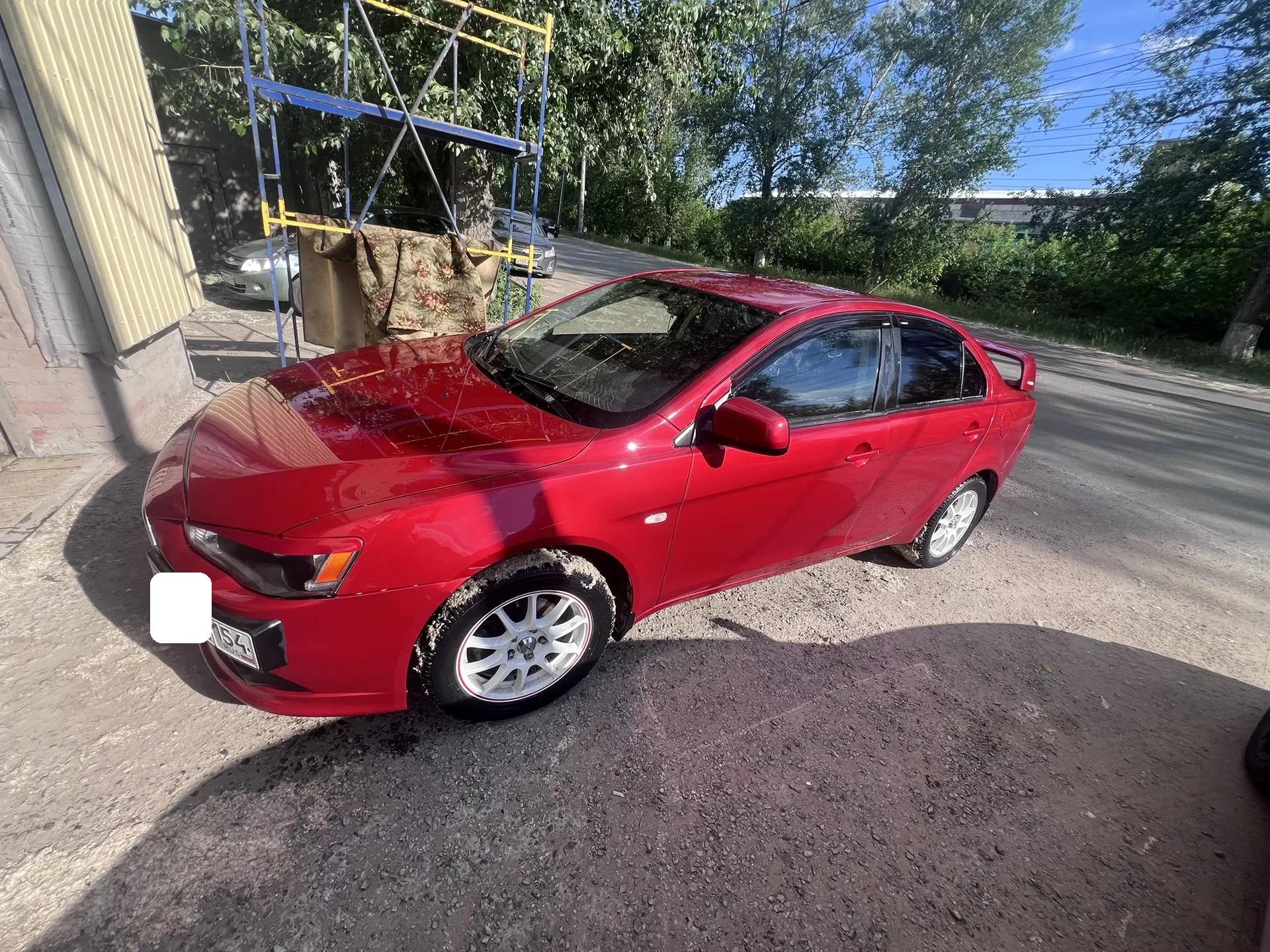 Mitsubishi Lancer