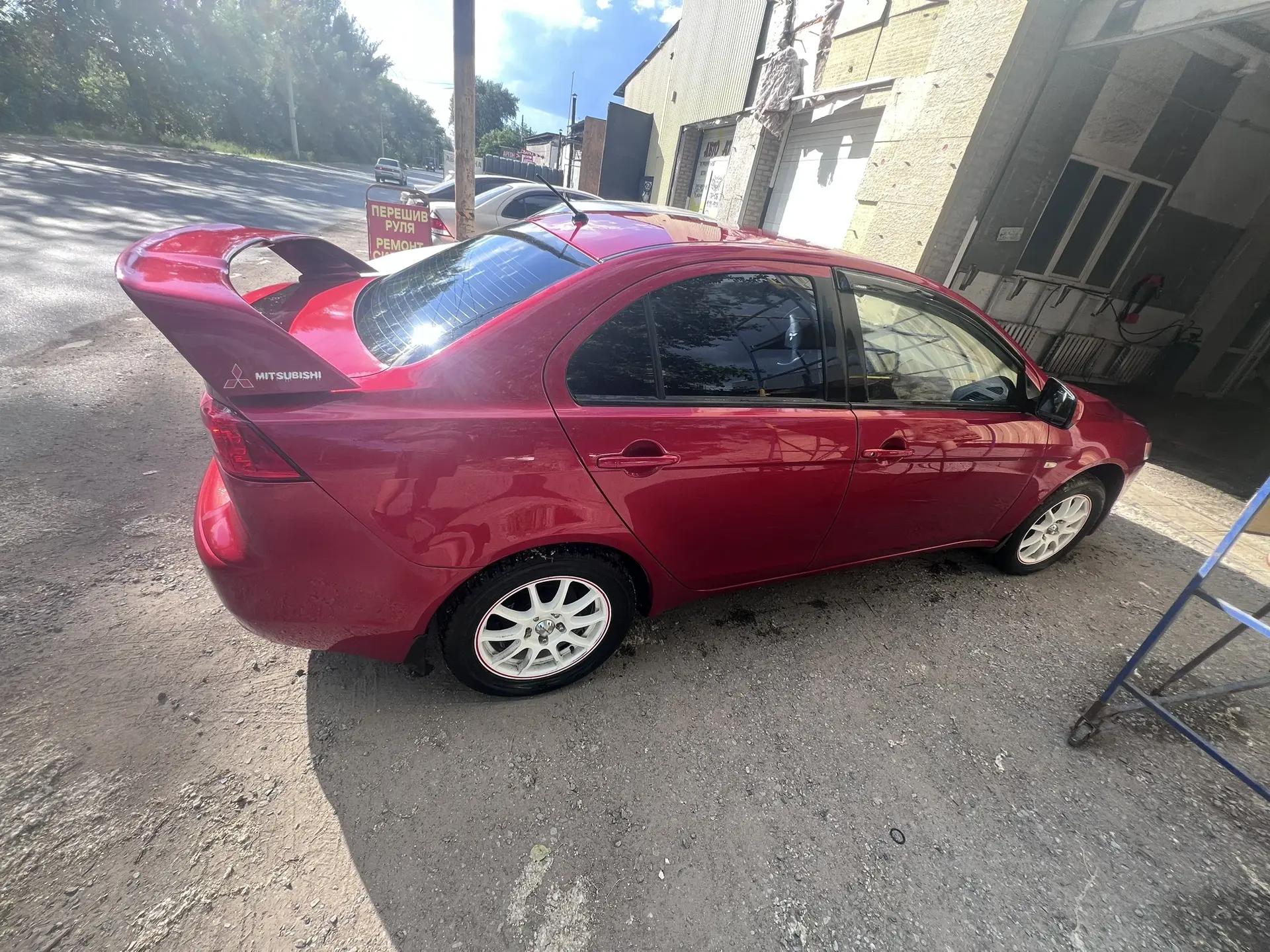 Mitsubishi Lancer
