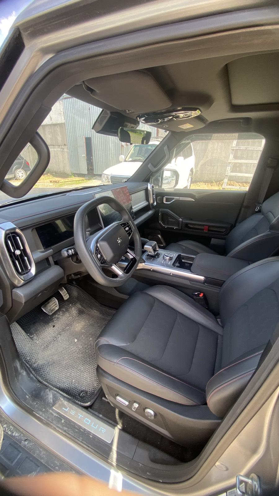 Jetour T2