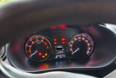 auto-media-item-3