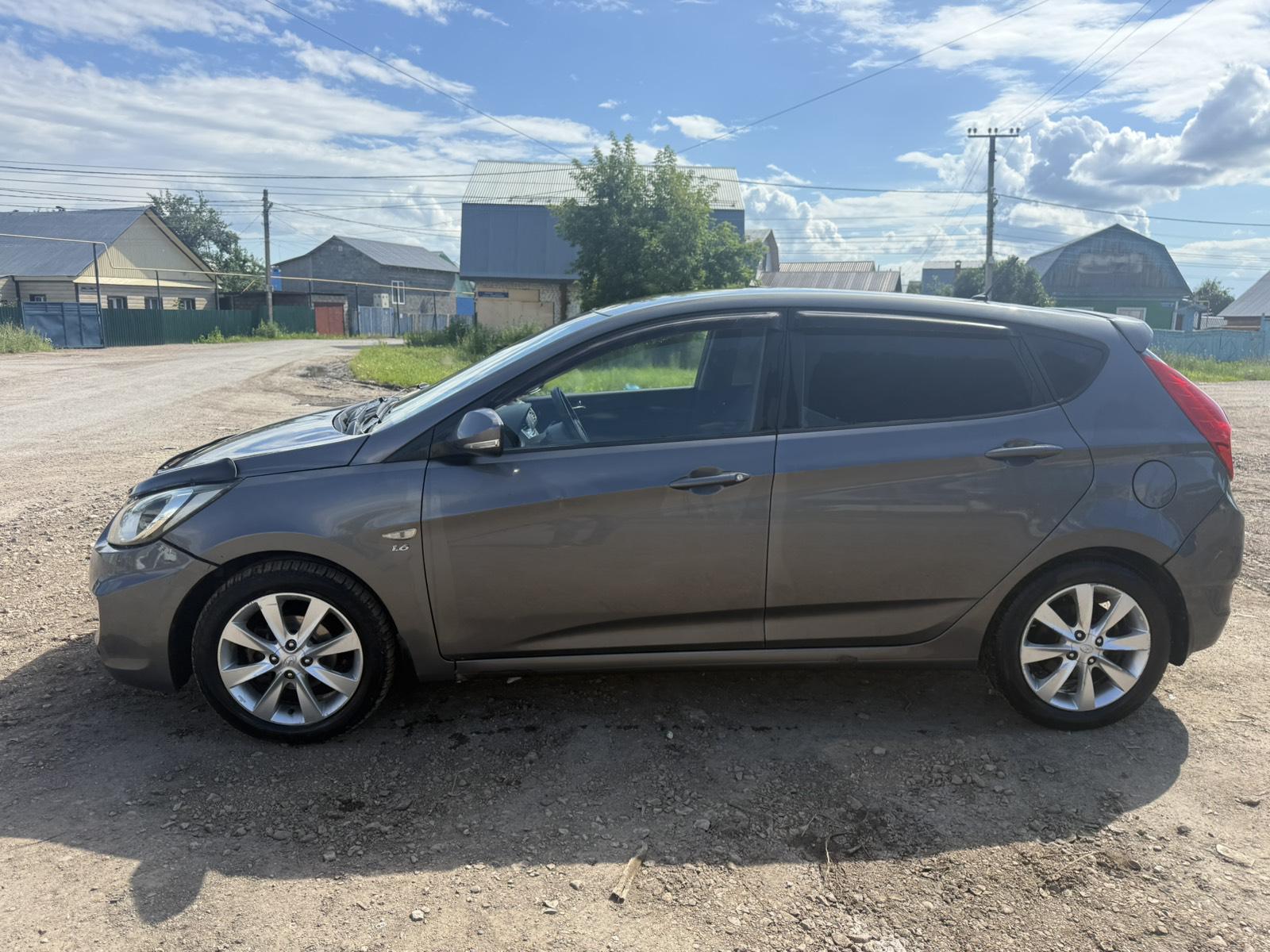 Hyundai Solaris