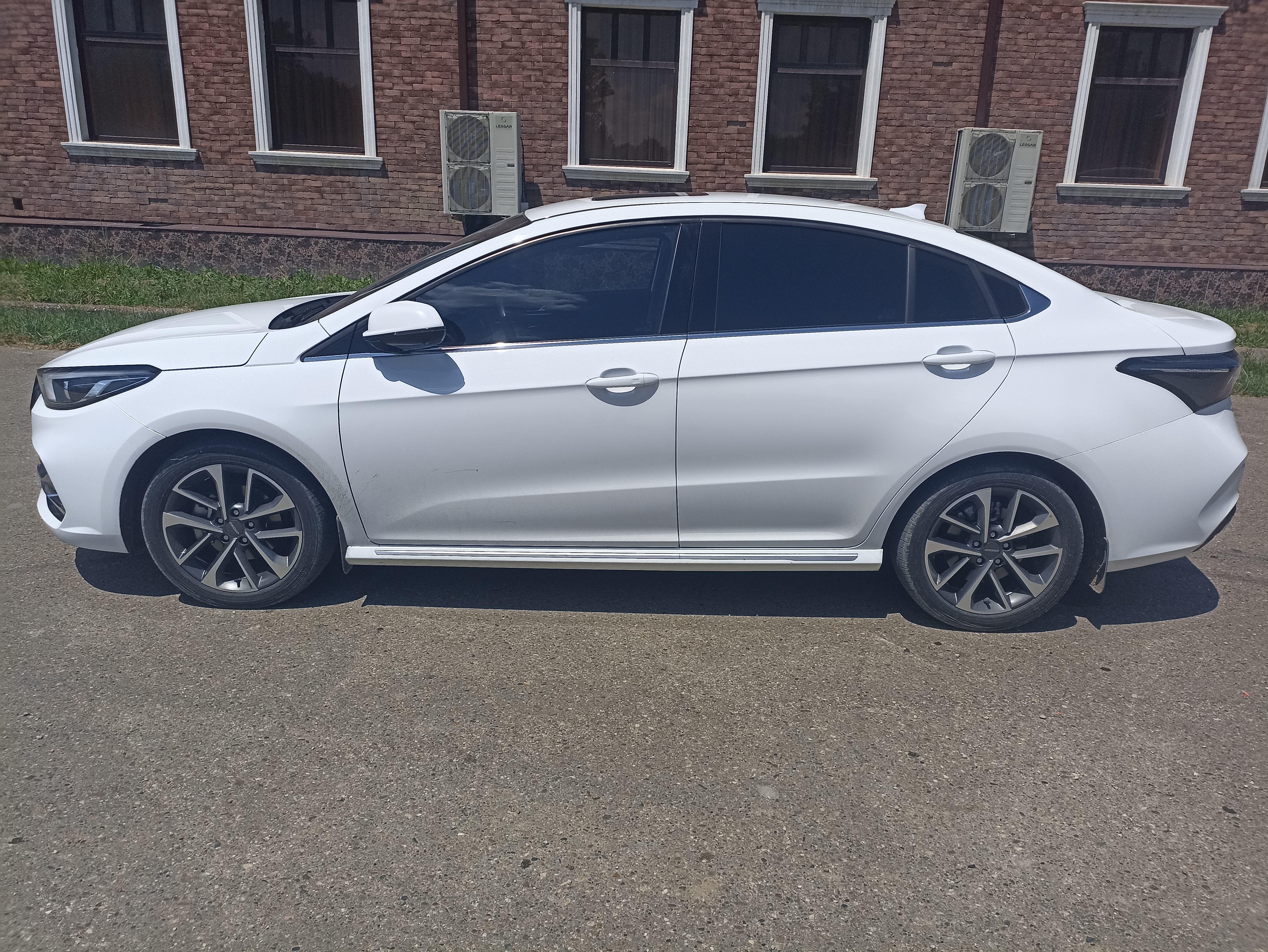 Omoda S5