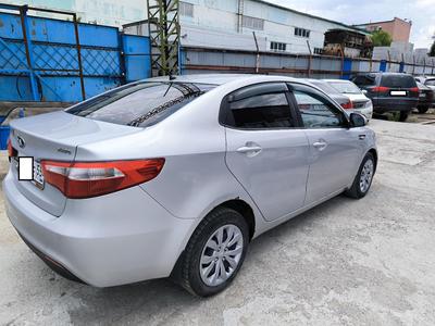 auto-media-item-2