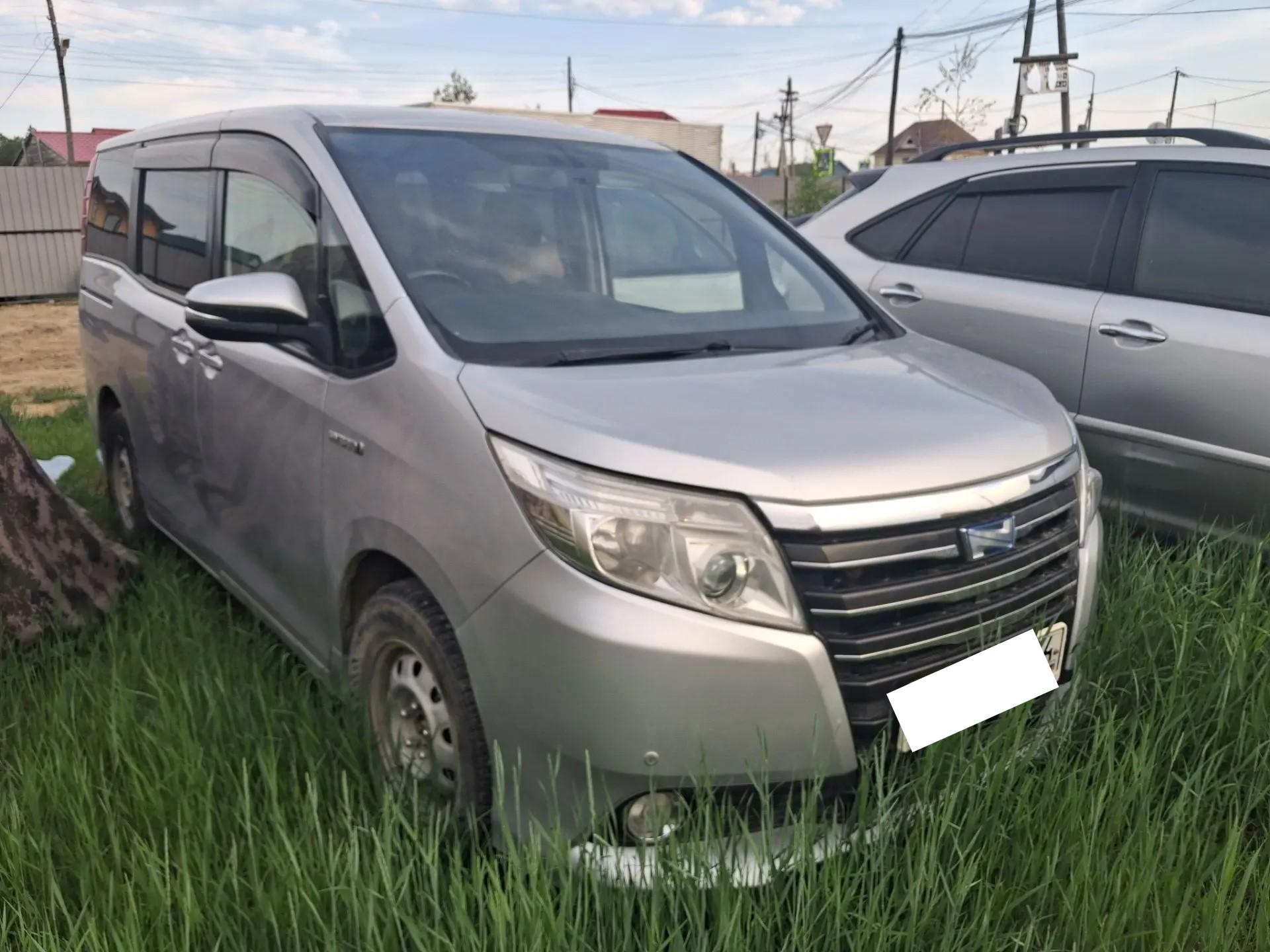Toyota Noah