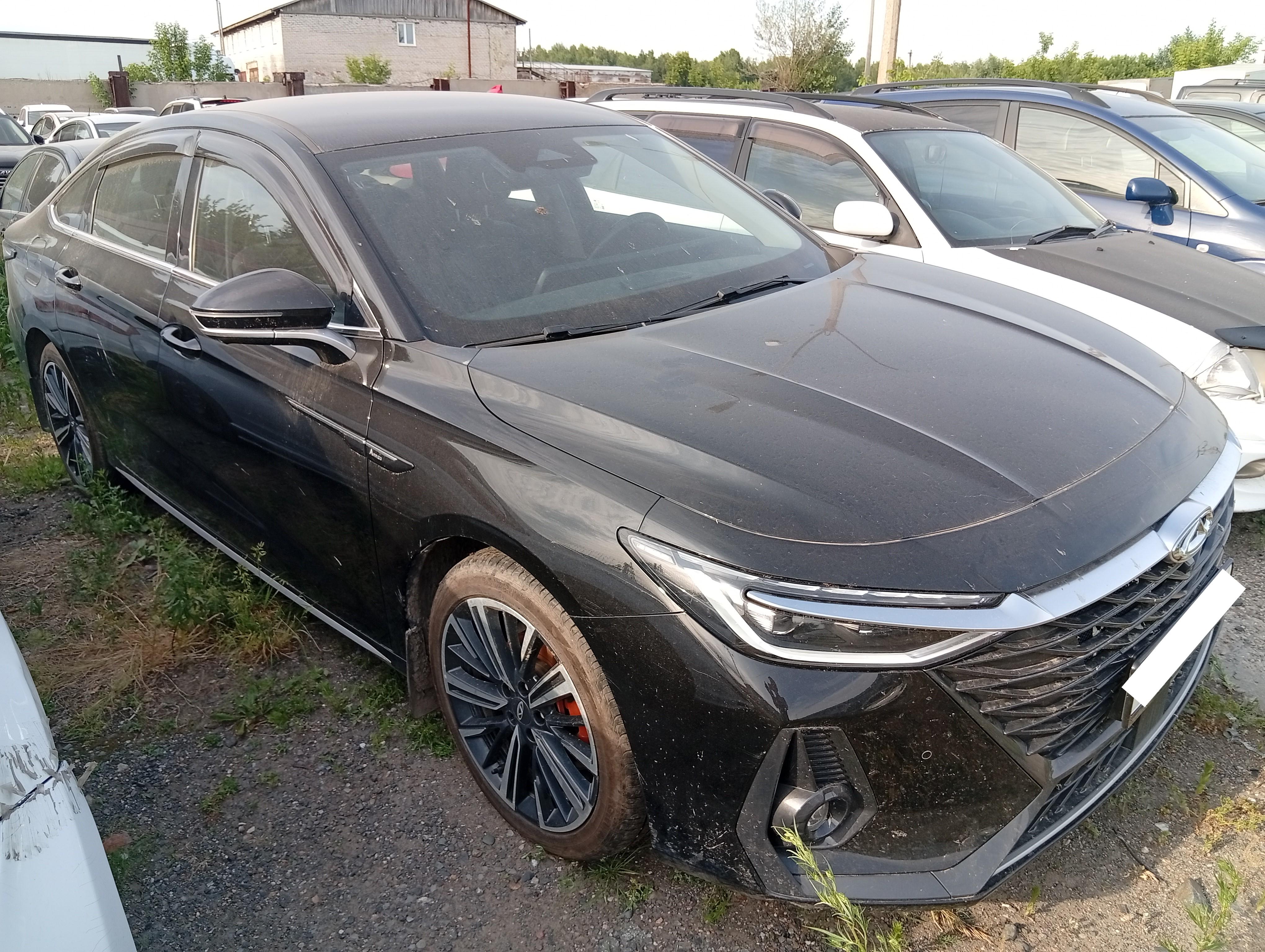 Chery Arrizo 8