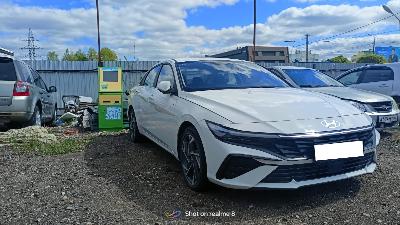Hyundai Elantra, 2023