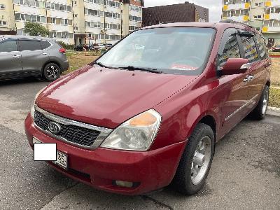 Kia Grand Carnival, 2011