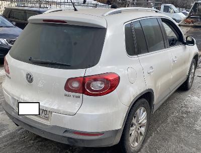 Volkswagen Tiguan, 2010