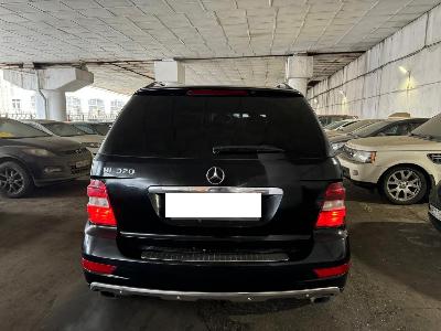 Mercedes-Benz M-Class, 2009