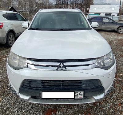 Mitsubishi Outlander, 2014