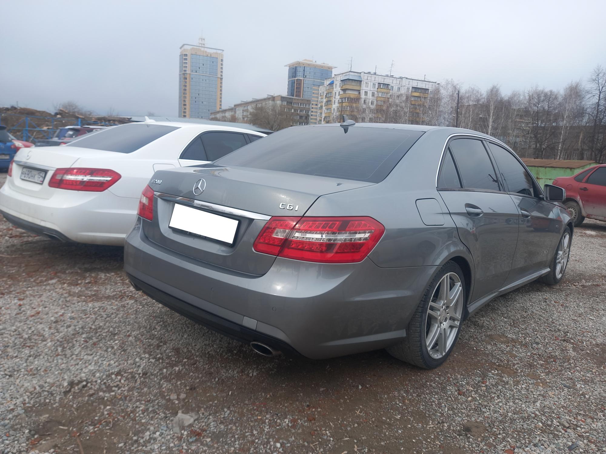 Mercedes-Benz 200, 2011