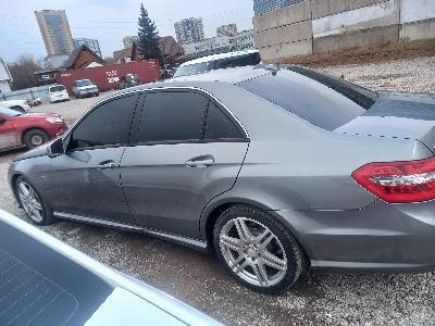 Mercedes-Benz 200, 2011
