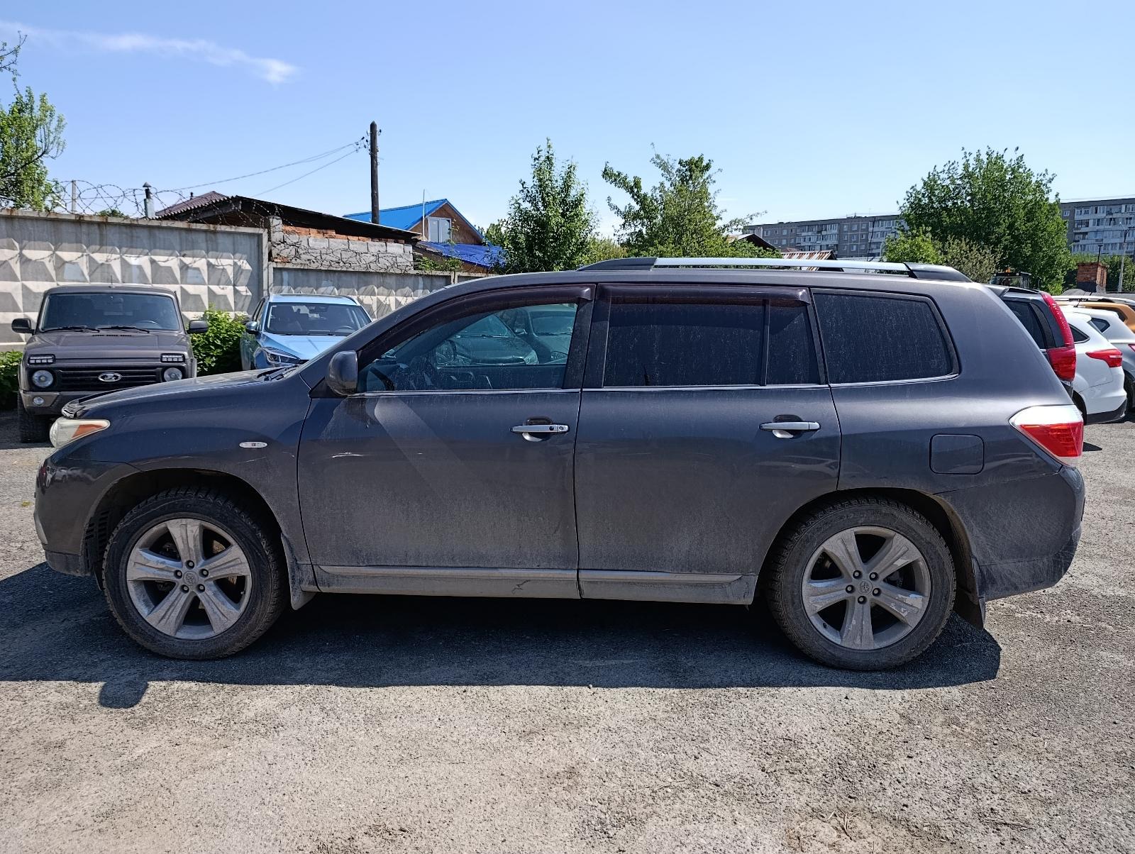 Toyota Highlander, 2011