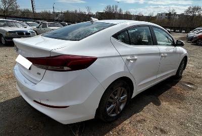 Hyundai Elantra, 2018