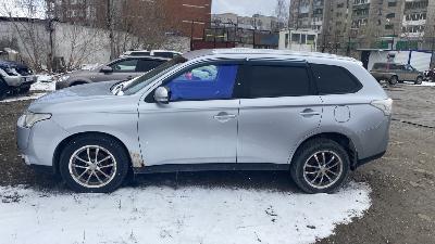 Mitsubishi Outlander, 2012