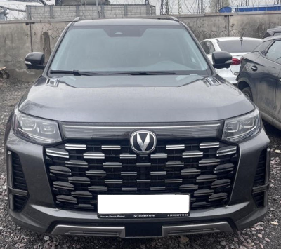 Changan Cs95, 2023
