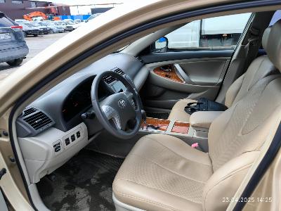 Toyota Camry, 2009