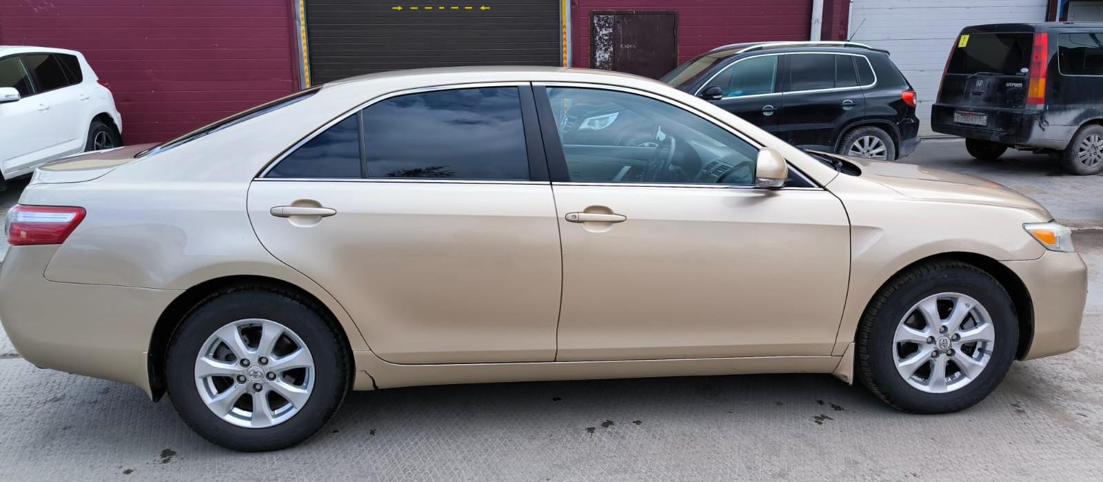 Toyota Camry, 2009