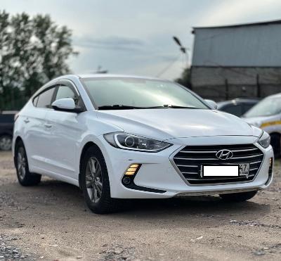 Hyundai Elantra, 2018