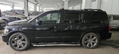 Infiniti Qx56, 2005
