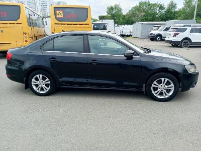 Volkswagen Jetta, 2013
